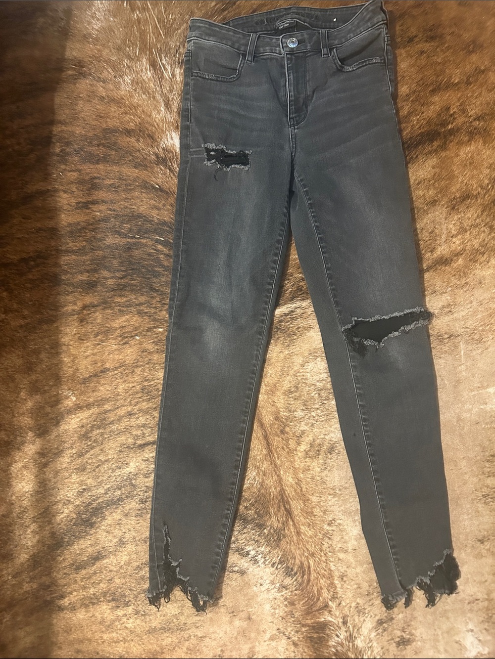 American Eagle Women's Distressed Black Skinny Jeans